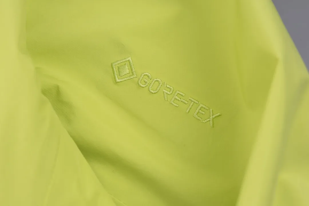 【 】 Hot Sale Arc'teryx Beta LT 26844 Gore-tex ， ， Factory ， ！ bluesign@ N 13LGORE-TEX ， Wear-Resistant， 、 Breathable， ， 20000 Breathable 10000 E 3D ， 3D ， ， ， Authentic YKK ， ， ， ， ， Factory ， ， ， ， 。 ， ， ，Lightweight ， Series ， Quality ！